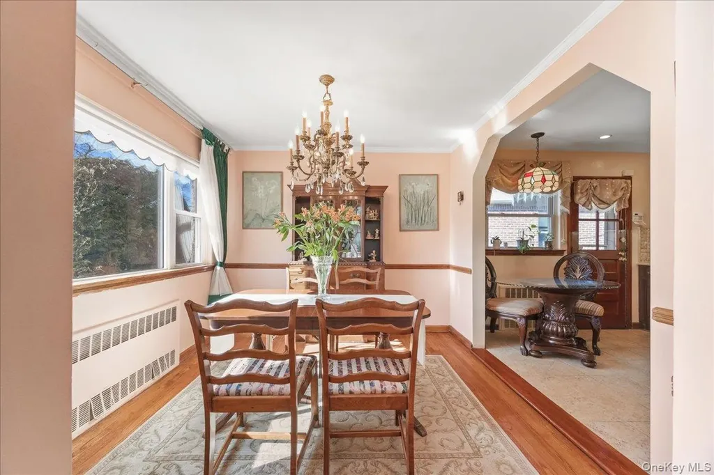 214 Central Boulevard New Hyde Park NY 11040