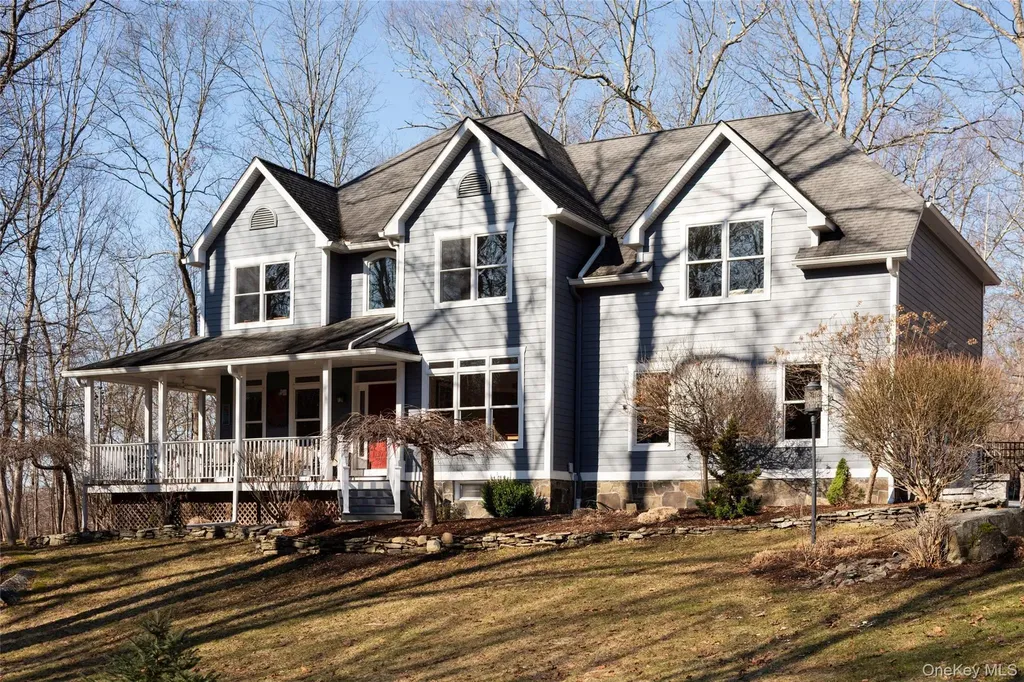 35 Peacock Road Rhinebeck NY 12572