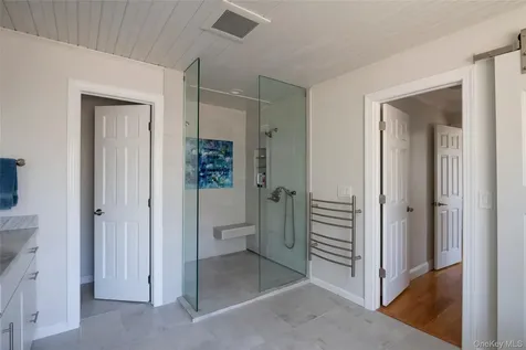 35 Peacock Road Rhinebeck NY 12572