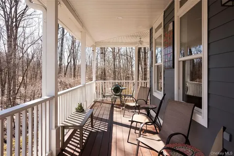 35 Peacock Road Rhinebeck NY 12572