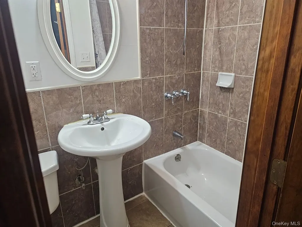 539 Shepherd Avenue Brooklyn NY 11208