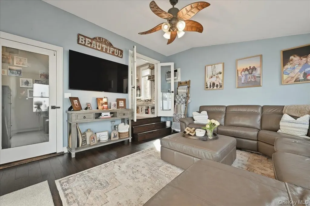 56 Broad Street Williston Park NY 11596