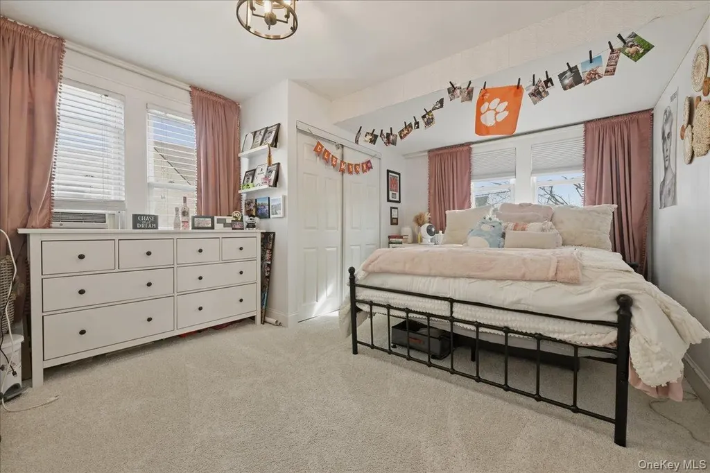 56 Broad Street Williston Park NY 11596