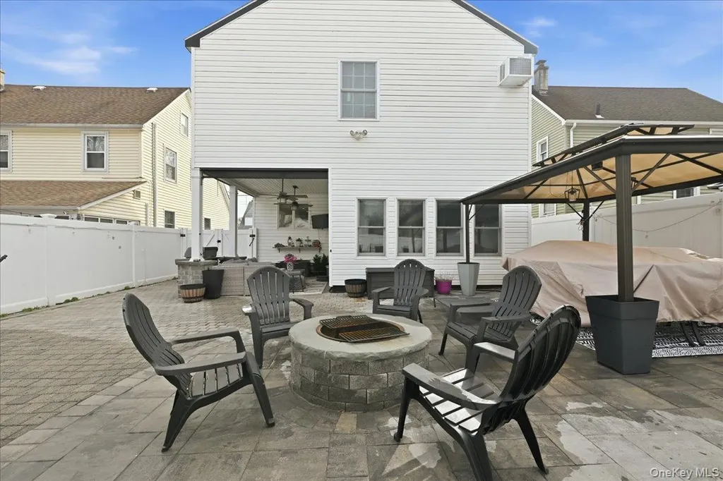 56 Broad Street Williston Park NY 11596