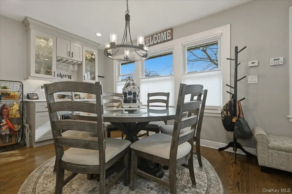56 Broad Street Williston Park NY 11596