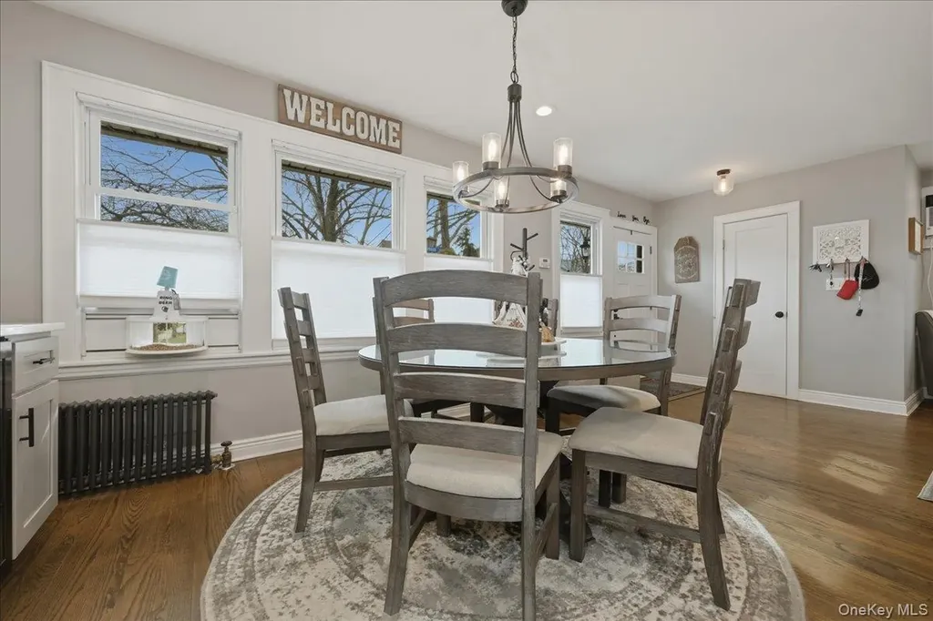 56 Broad Street Williston Park NY 11596