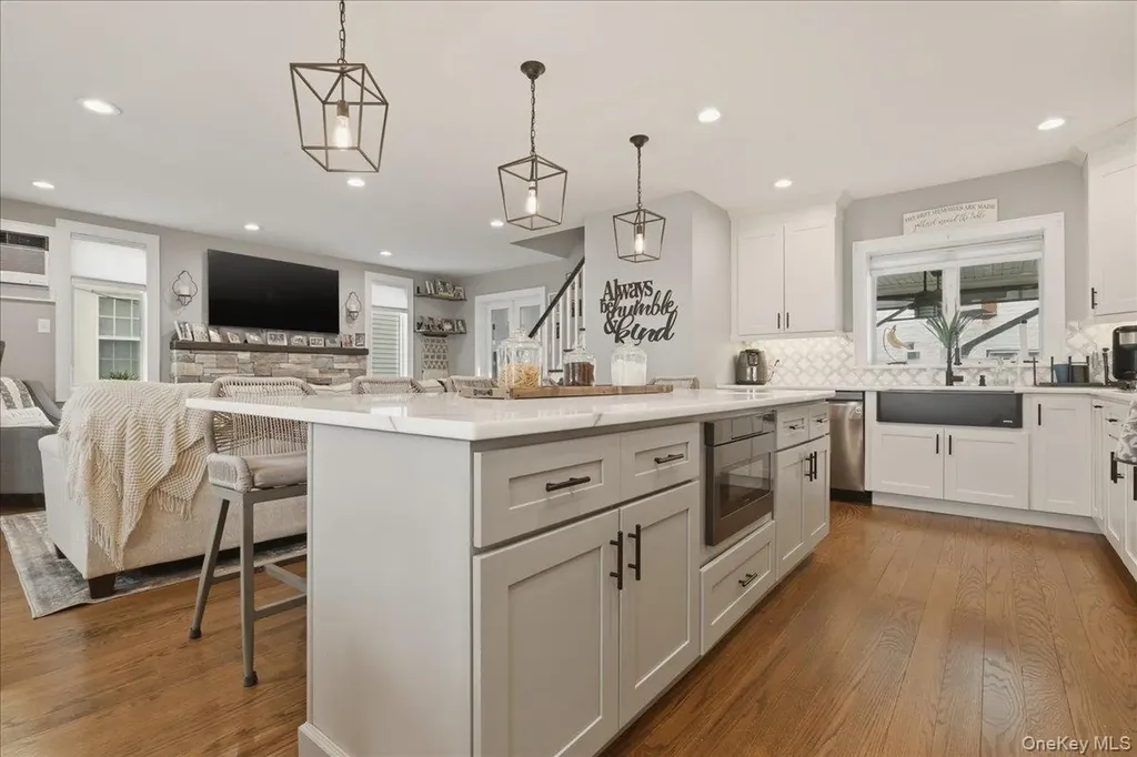 56 Broad Street Williston Park NY 11596