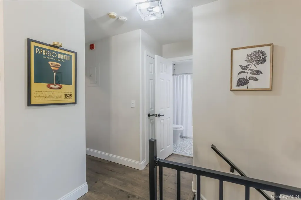172 Pointe Circle N Coram NY 11727