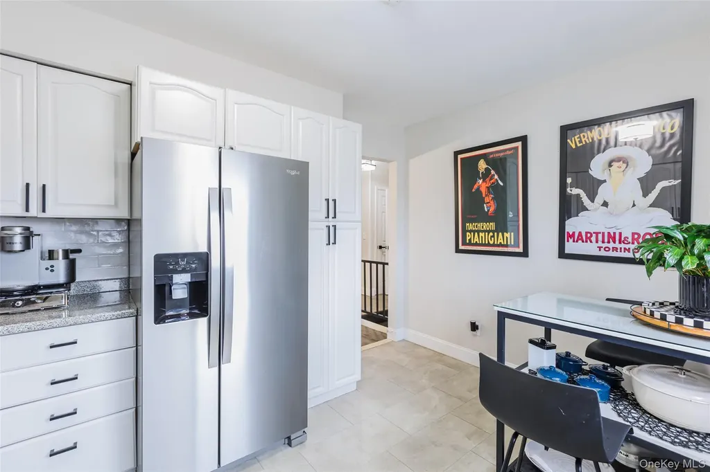 172 Pointe Circle N Coram NY 11727
