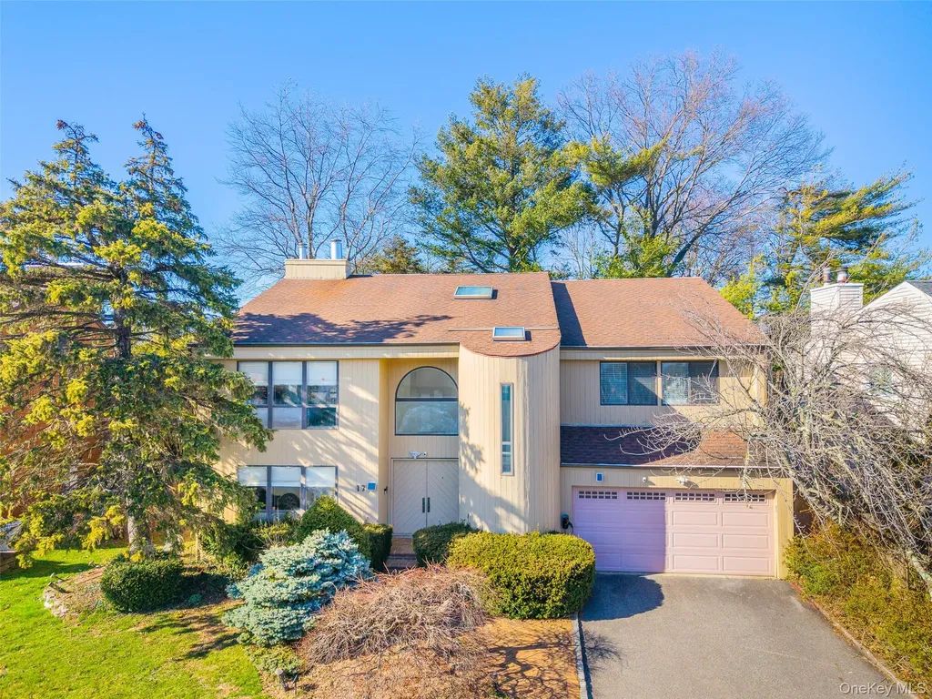 17 Princeton Drive Syosset NY 11791