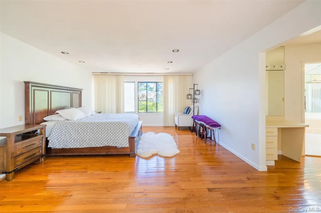 17 Princeton Drive Syosset NY 11791