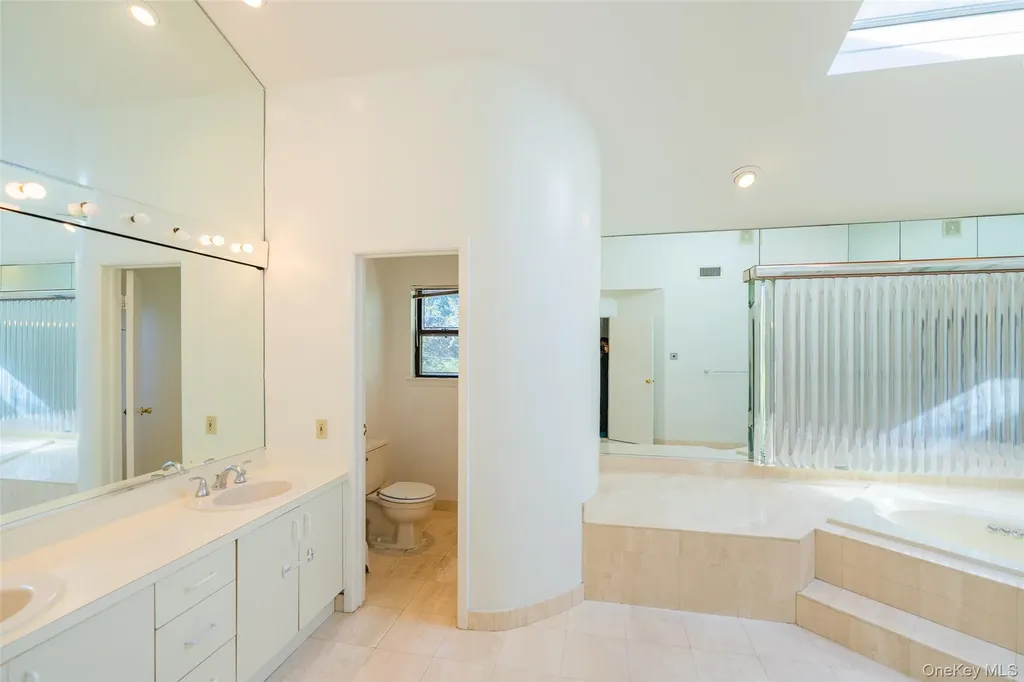 17 Princeton Drive Syosset NY 11791