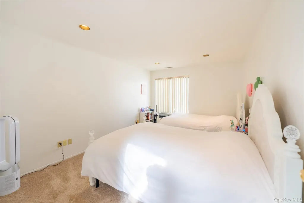 17 Princeton Drive Syosset NY 11791
