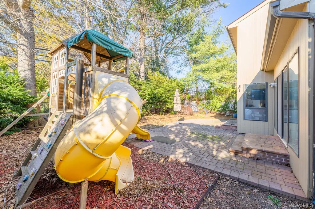 17 Princeton Drive Syosset NY 11791