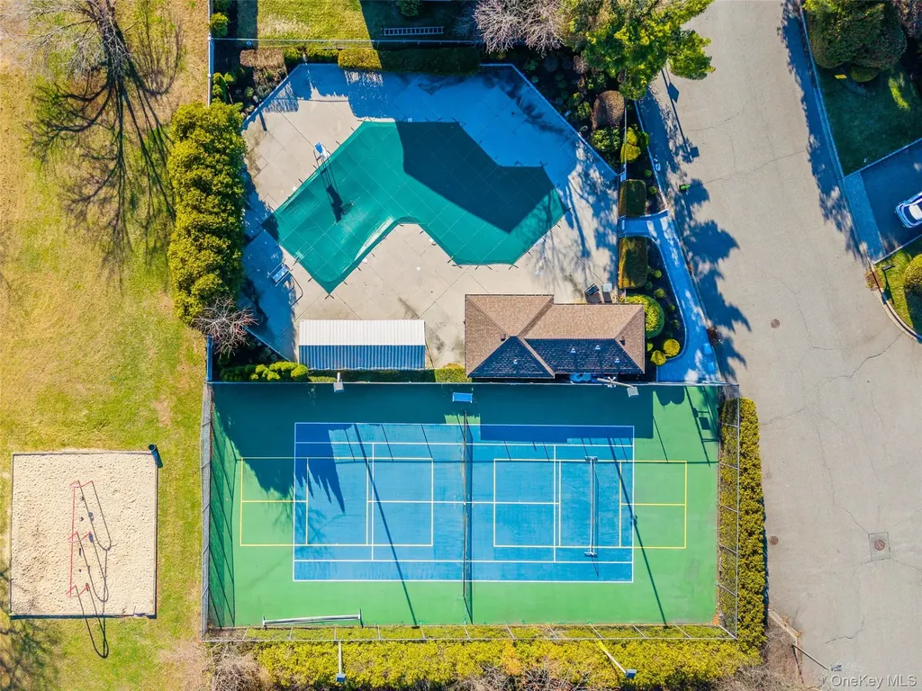 17 Princeton Drive Syosset NY 11791
