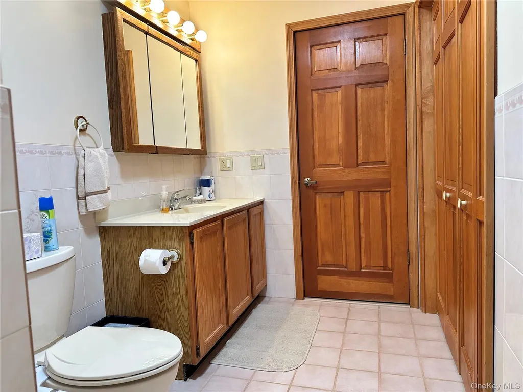 60 Manchester Road Rock Hill NY 12775