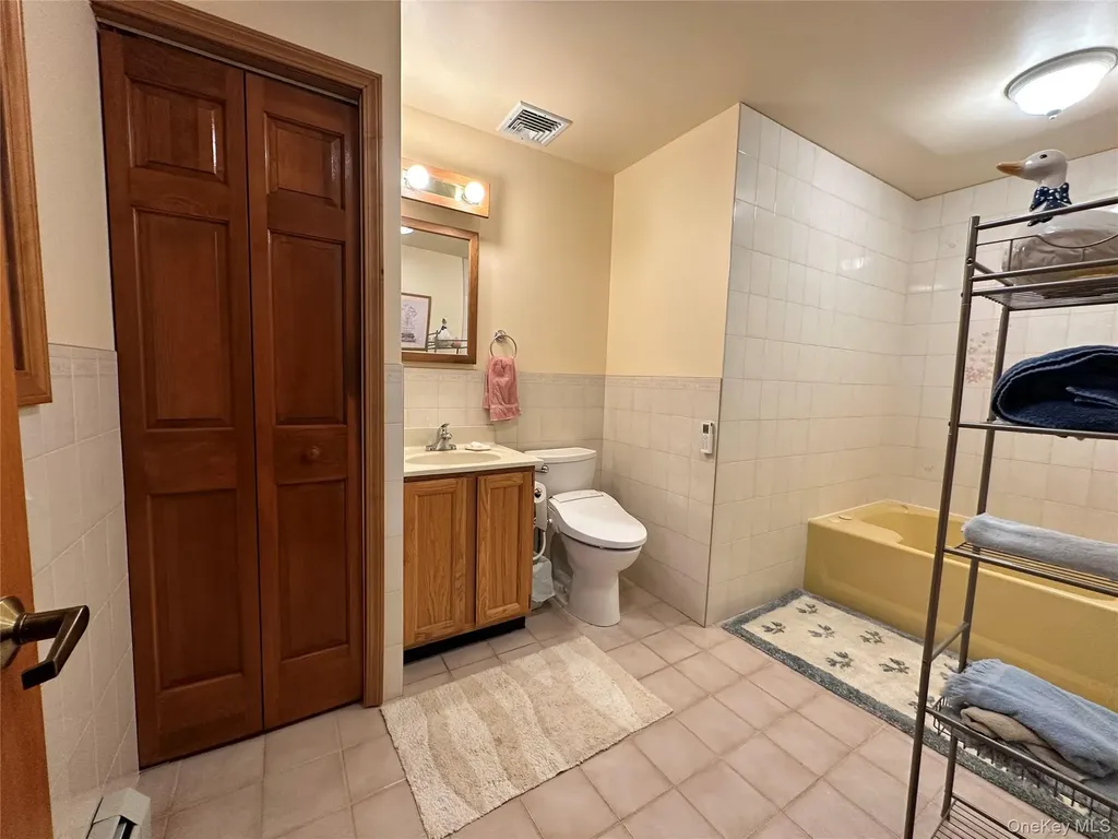 60 Manchester Road Rock Hill NY 12775