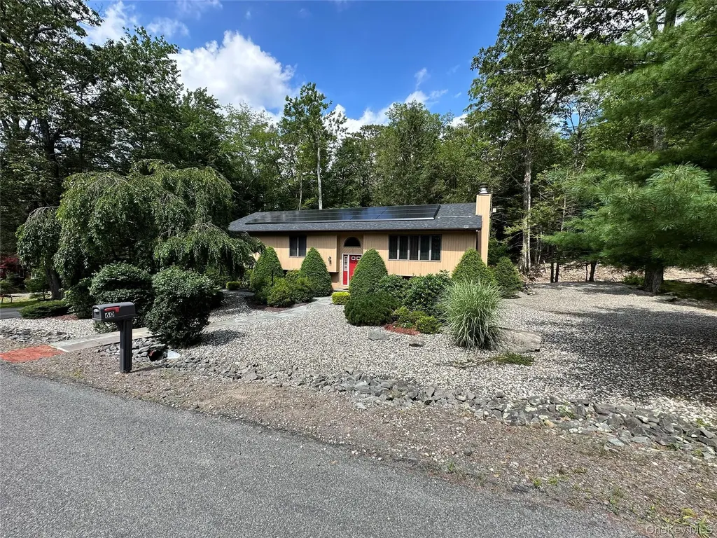 60 Manchester Road Rock Hill NY 12775