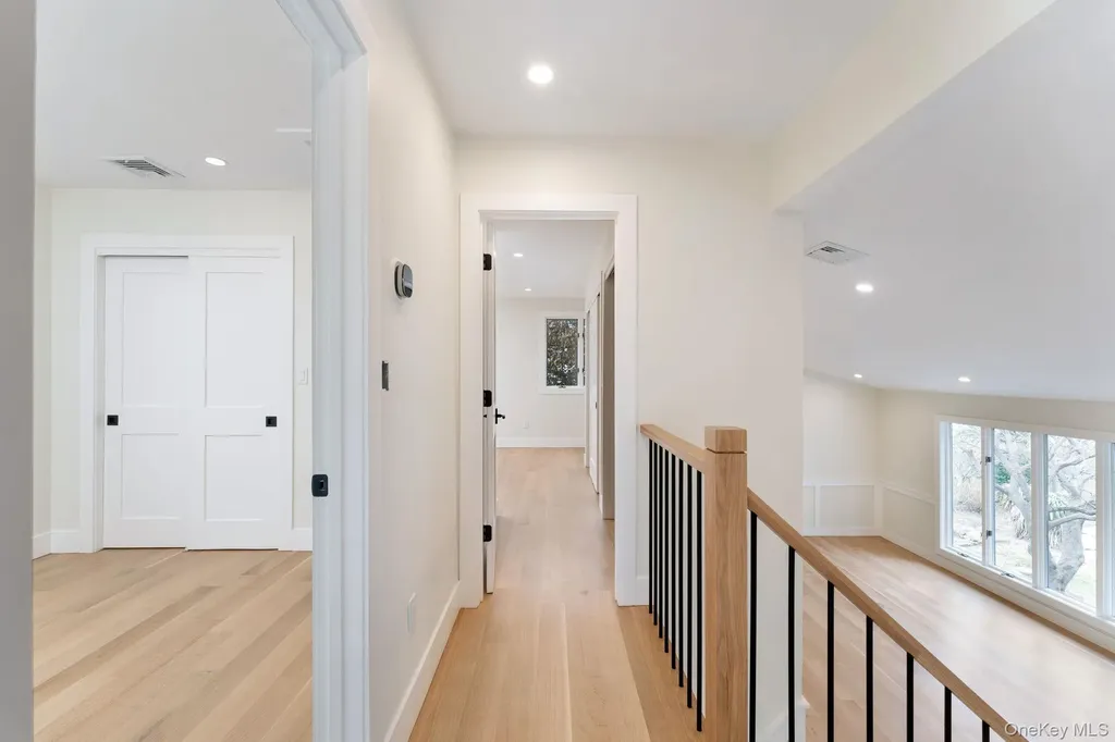 2547 Army Place Bellmore NY 11710
