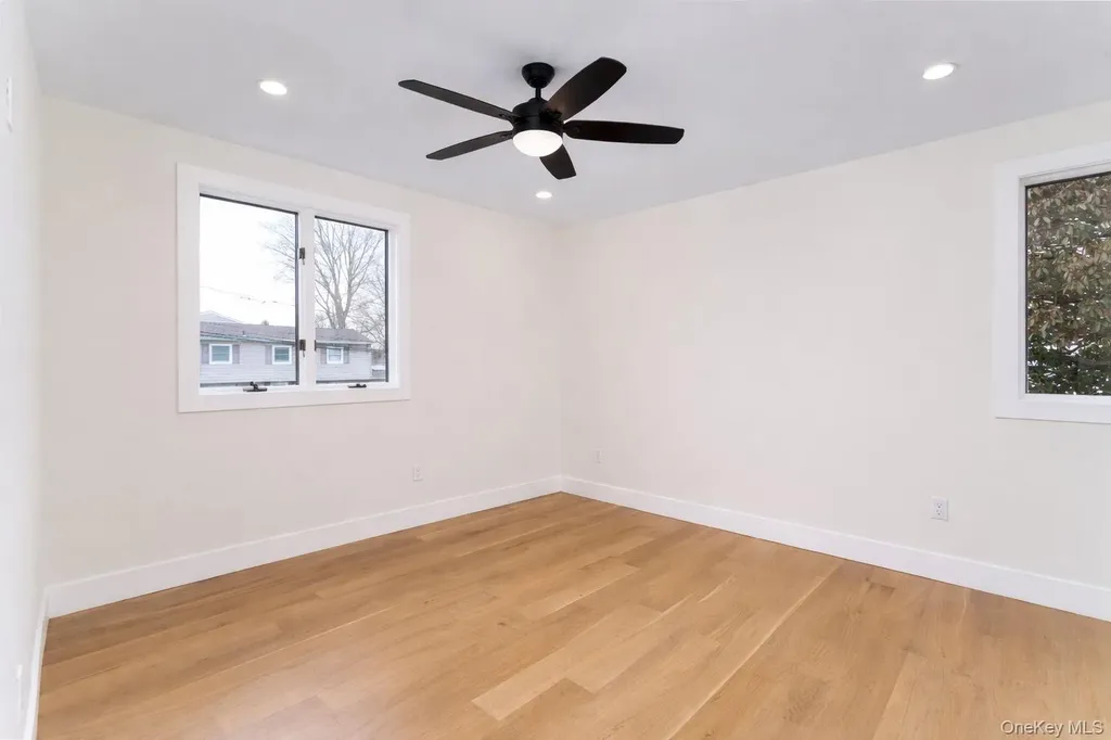 2547 Army Place Bellmore NY 11710