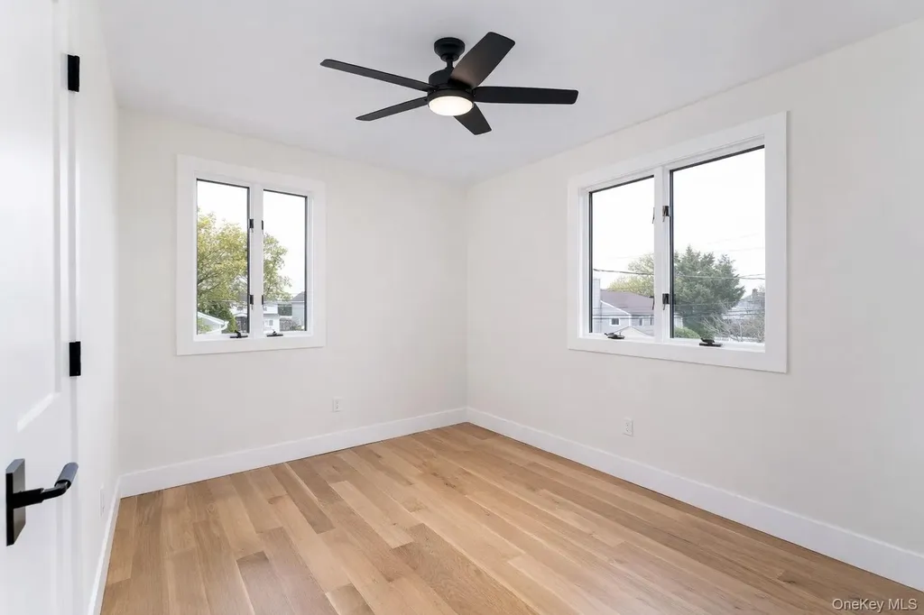 2547 Army Place Bellmore NY 11710