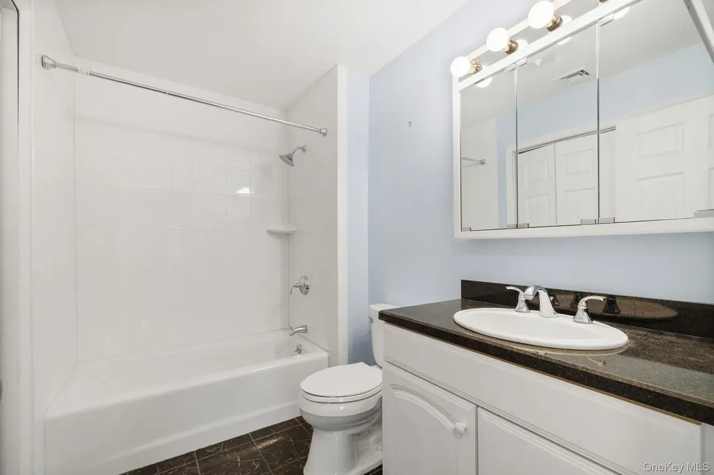82 Mcbee Court Monroe NY 10950