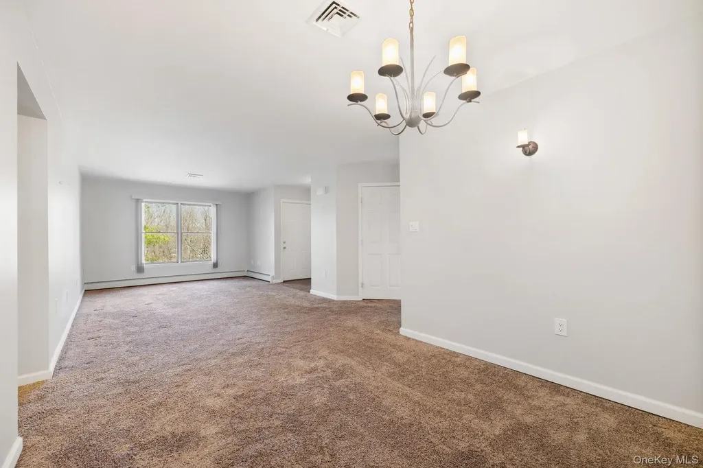 82 Mcbee Court Monroe NY 10950