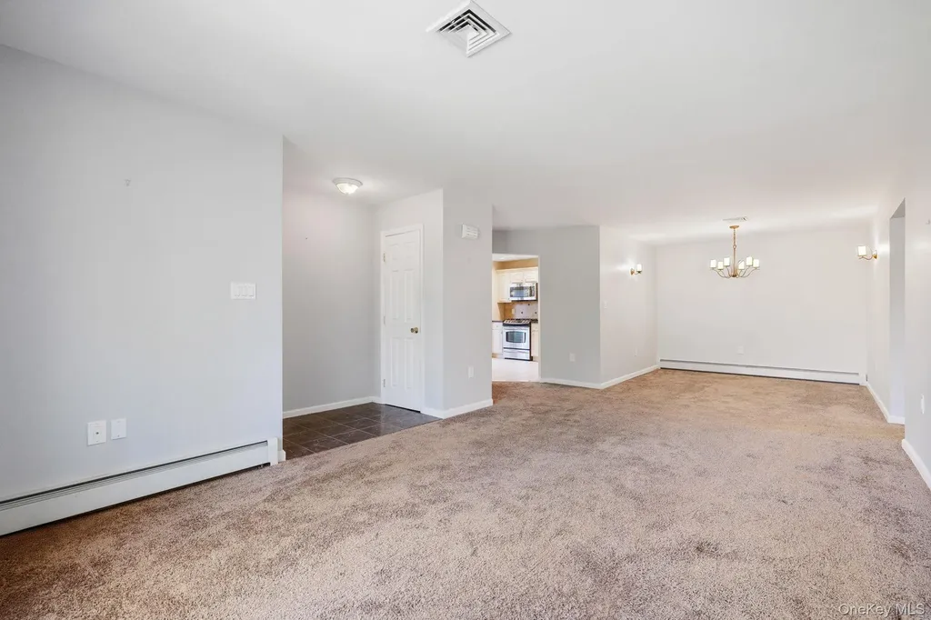 82 Mcbee Court Monroe NY 10950