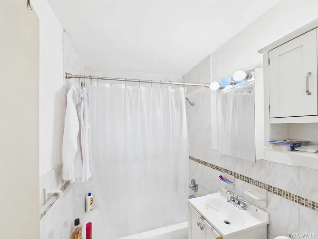 1256 Allerton Avenue Bronx NY 10469