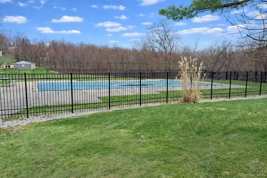 18 Spruce Court Fishkill NY 12524