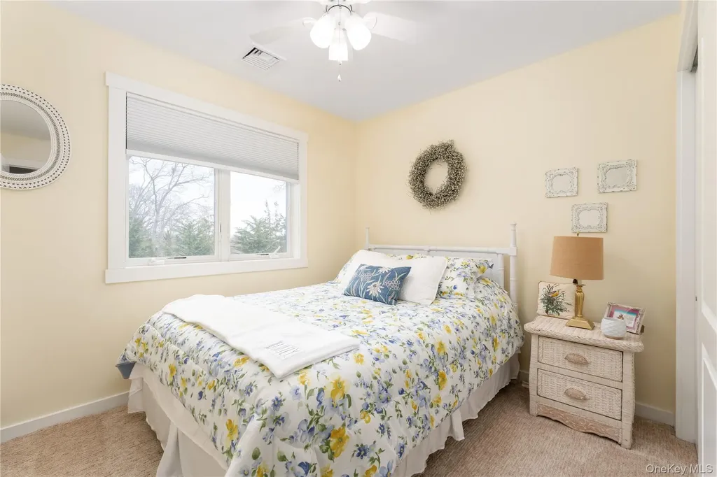 61 Atlantic Avenue Hampton Bays NY 11946