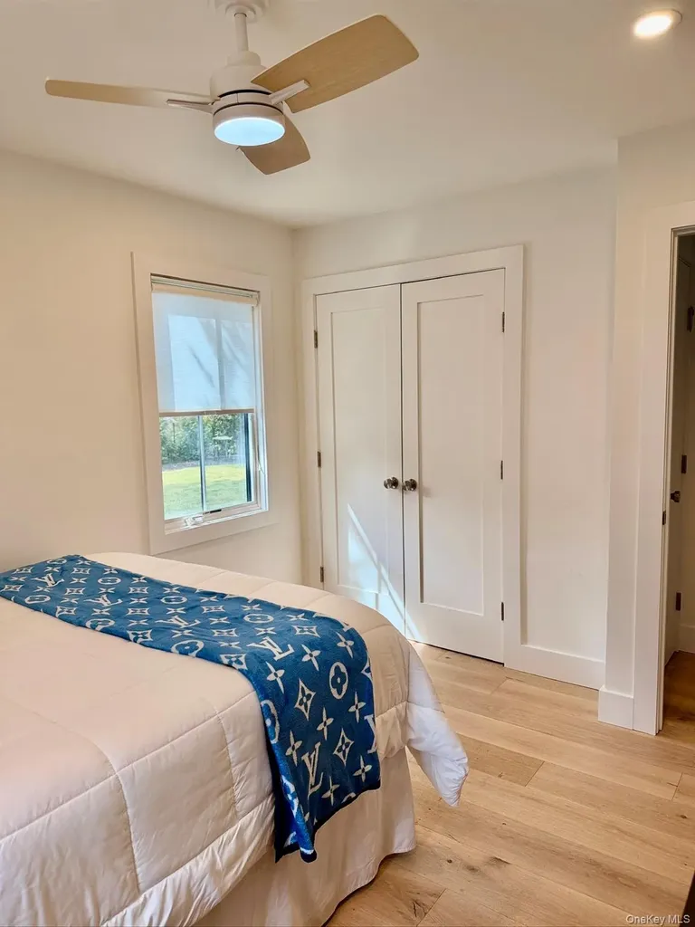 28 Alanson Lane Hampton Bays NY 11946