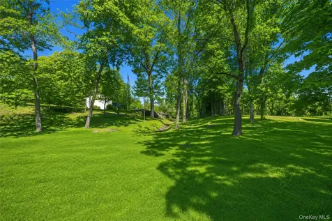 15 Dutch Street Montrose NY 10567