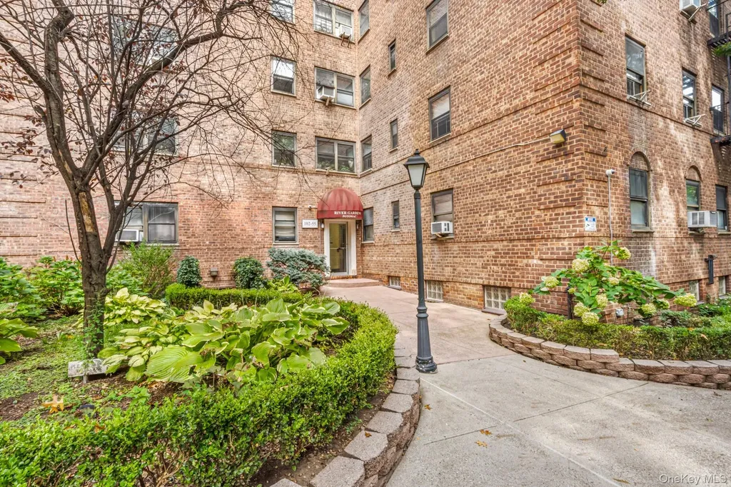 102-55 67th Road Forest Hills NY 11375
