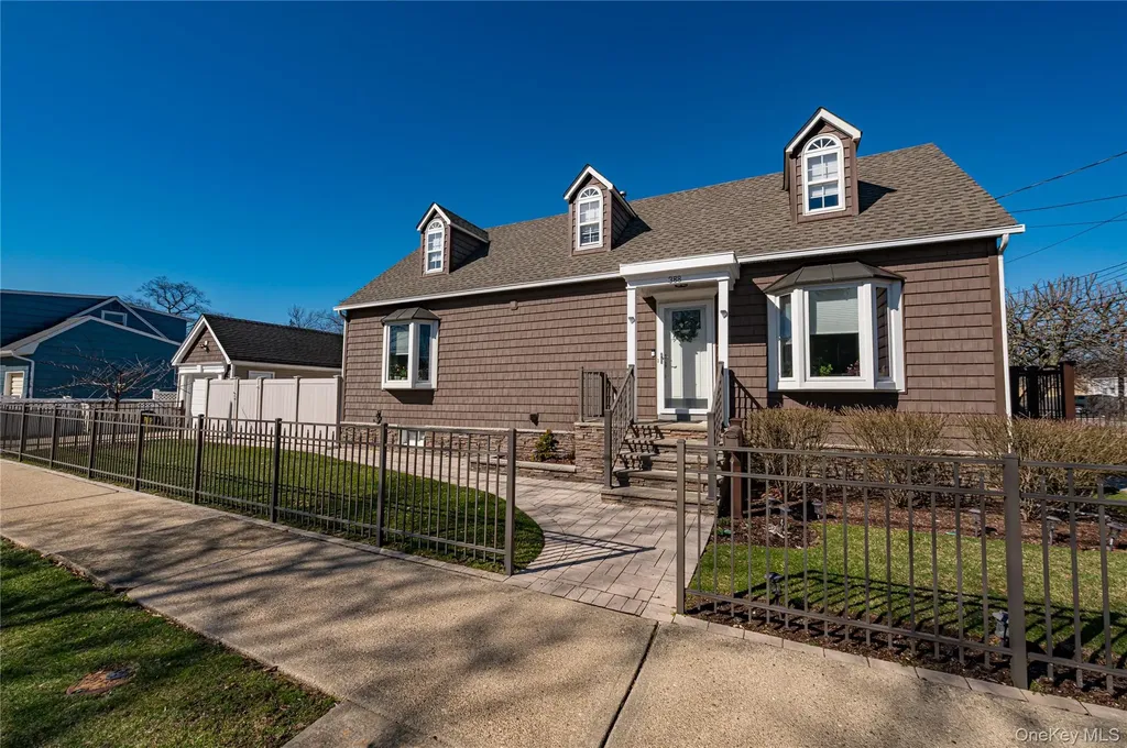 388 Forest Avenue Massapequa NY 11758