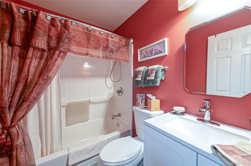 388 Forest Avenue Massapequa NY 11758