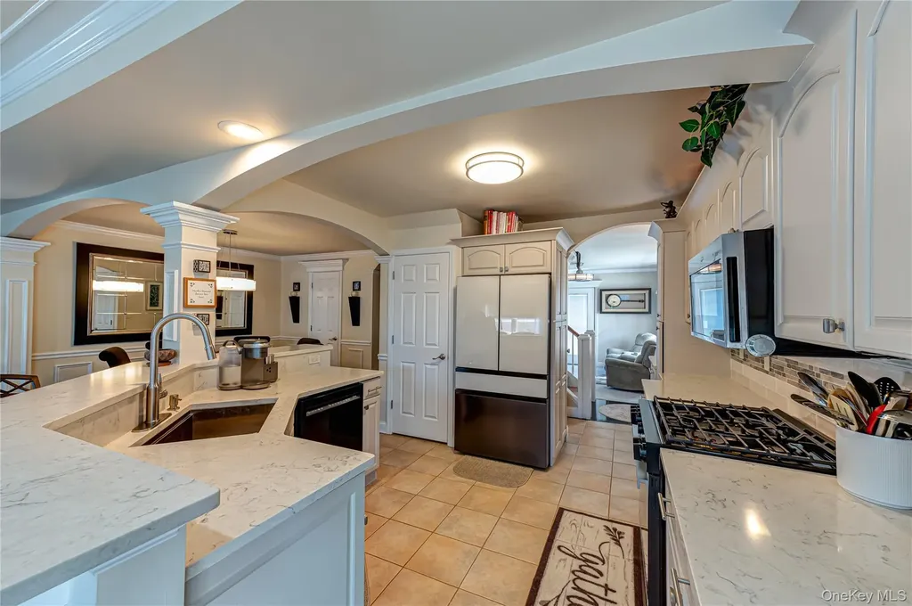 388 Forest Avenue Massapequa NY 11758