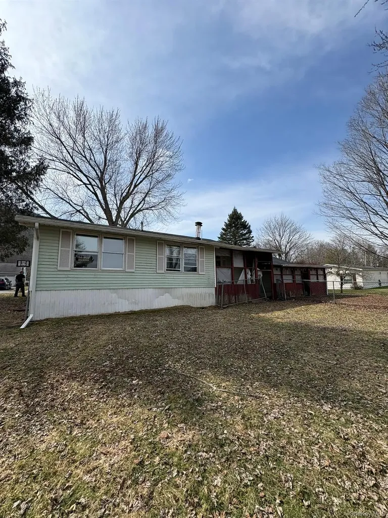10 Camp Avenue Walton NY 13856