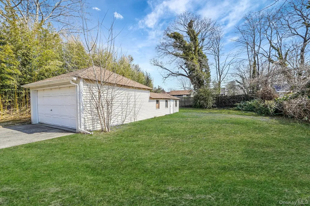 129 Bay Avenue Patchogue NY 11772