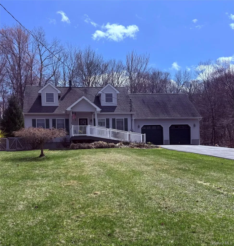 248 Huckleberry Turnpike Wallkill NY 12589