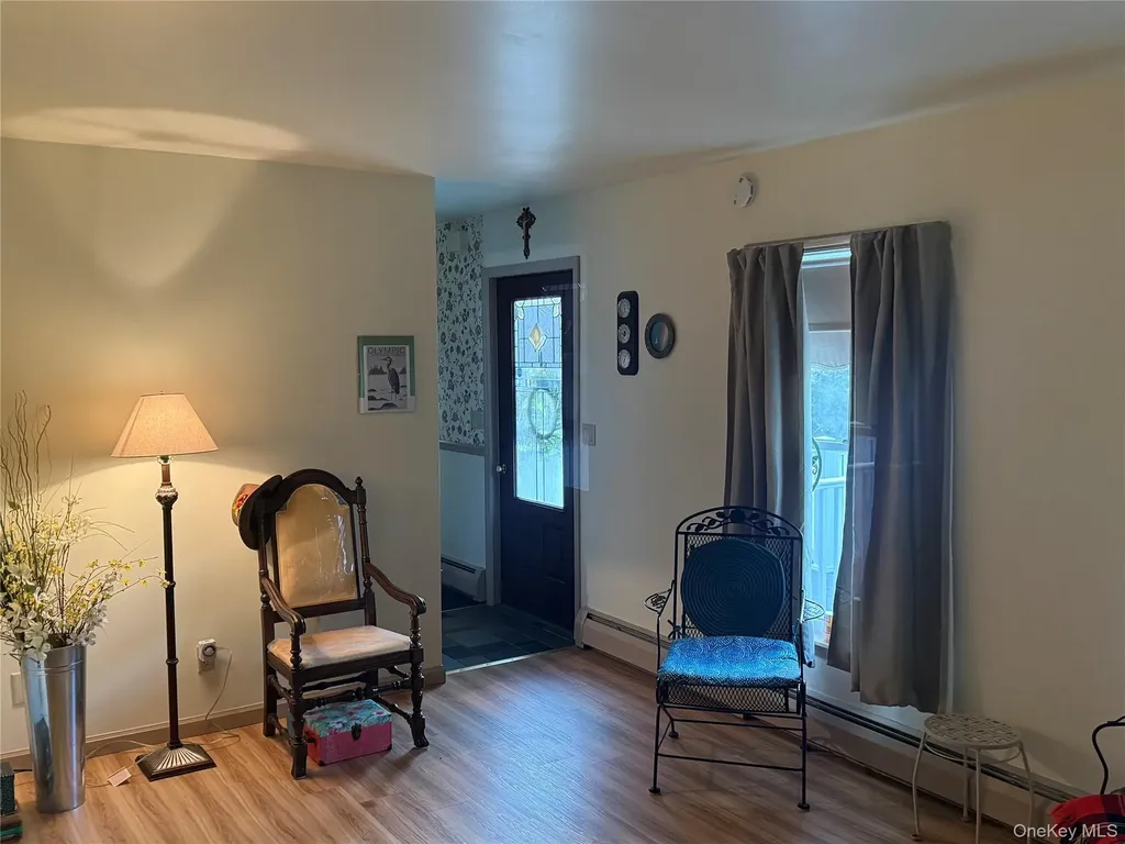 248 Huckleberry Turnpike Wallkill NY 12589