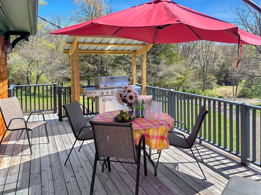 443 Taghkanic Road Elizaville NY 12523