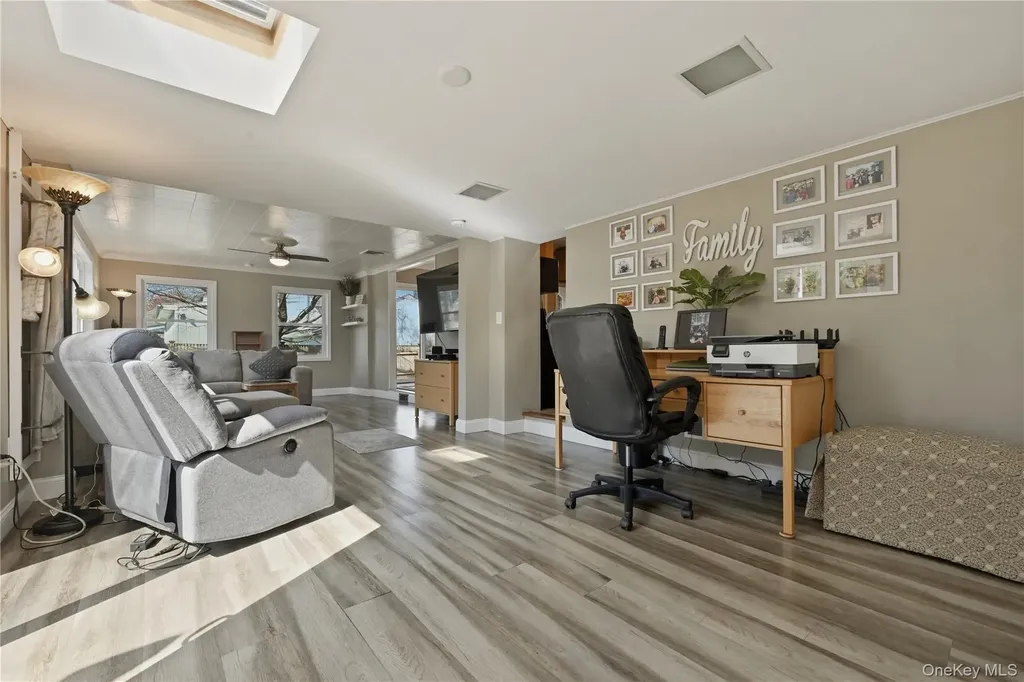 5 Hawthorne Avenue Merrick NY 11566