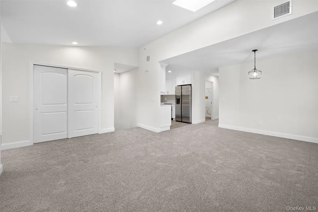 108 Maya Circle Central Islip NY 11722