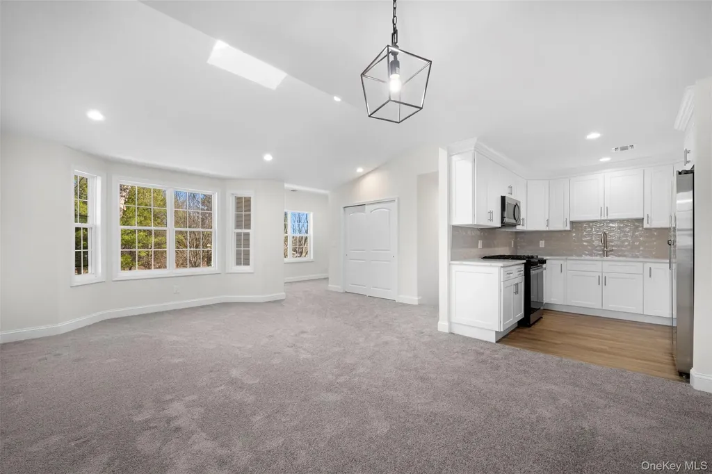 108 Maya Circle Central Islip NY 11722