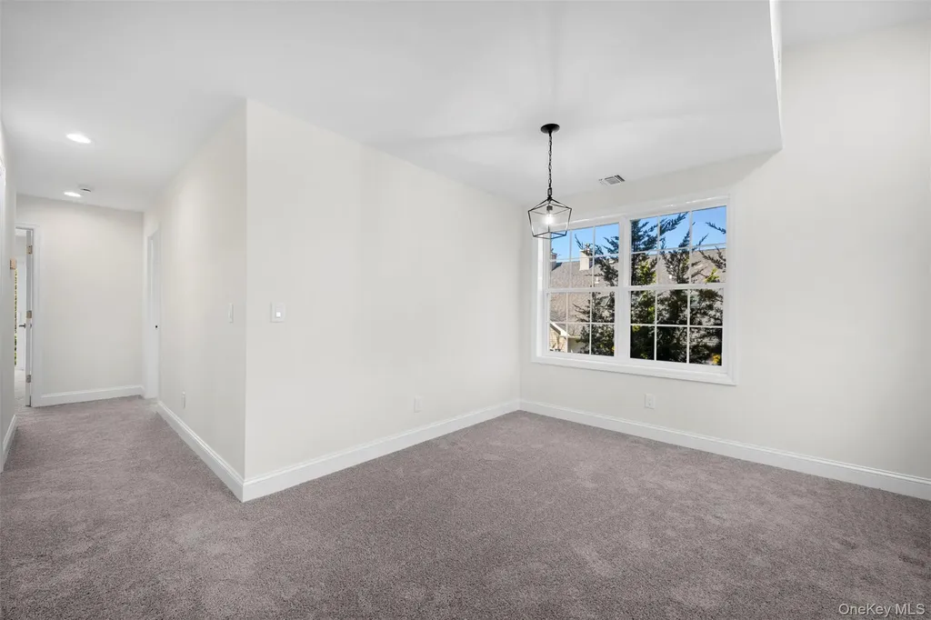 108 Maya Circle Central Islip NY 11722
