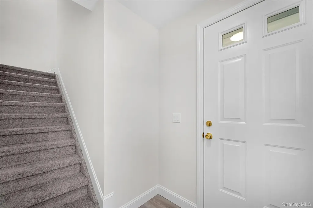 108 Maya Circle Central Islip NY 11722