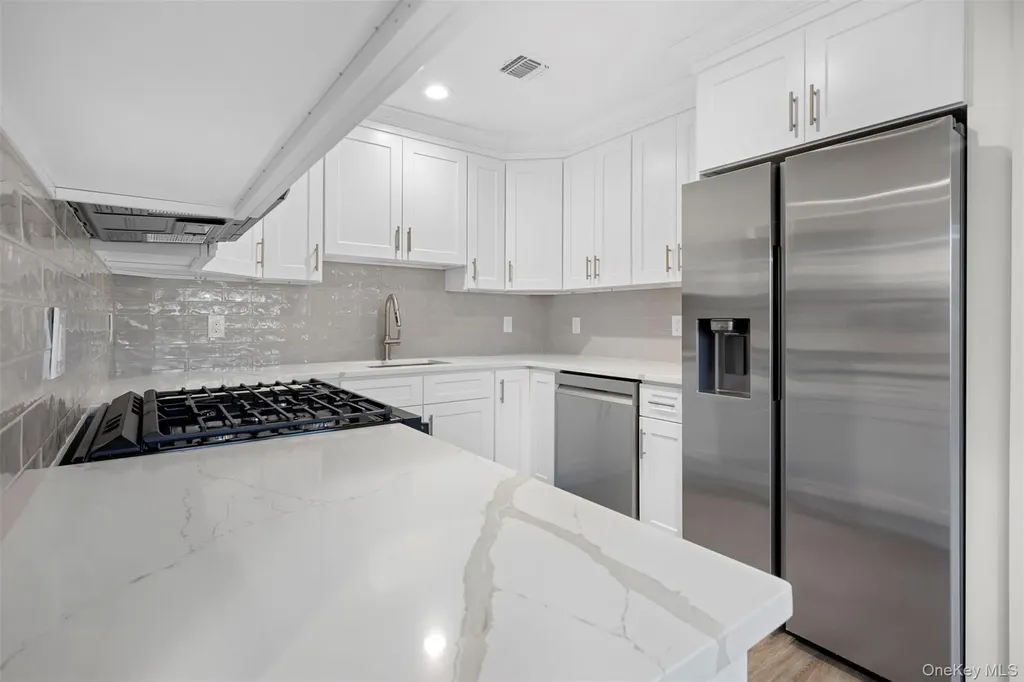 108 Maya Circle Central Islip NY 11722