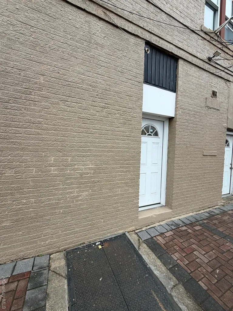 253 Jericho Turnpike New Hyde Park NY 11040