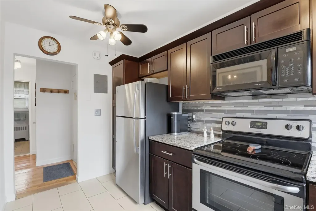 352 N State Road Briarcliff Manor NY 10510